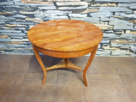 Original Antiker Biedermeier Tisch aus Kirschholz
