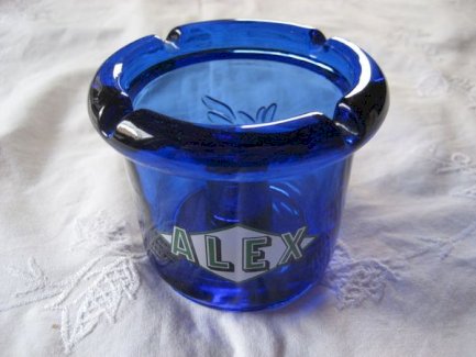 Aschenbecher mit Namen ALEX Alexander Verzierung Geburtstag Geschenk Mitbringsel - turnthetime.de