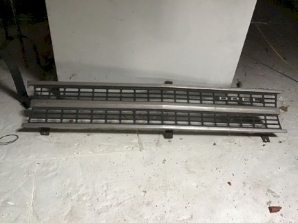 Teile für Oldtimer Opel - turnthetime.de