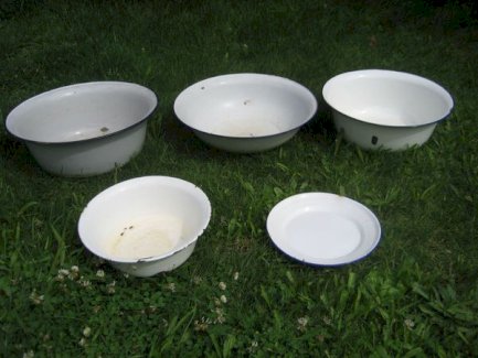 4 Stück uralte Emaille Schalen Schüssel zum bepflanzen, Pflanzschale wasserdicht, Antik Deco Garten - turnthetime.de