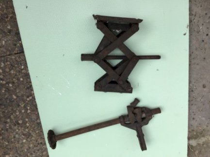 2. Wagenheber für Oldtimer