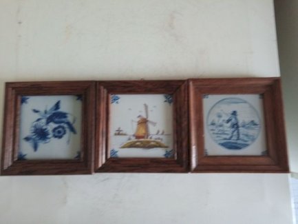Zu verkaufen, schönes, makelose set, drei alter Holländischer wandfliesen!