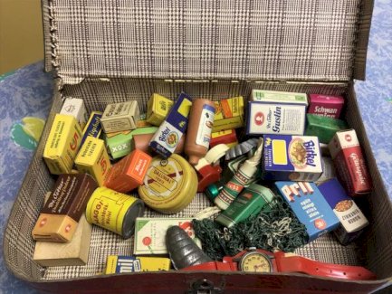 Kleiner Kinderkoffer aus den 60 igern