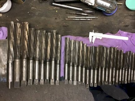 Sortiment mit Reibahlen - turnthetime.de