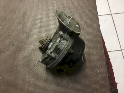 Alte 6 Volt Hupe - turnthetime.de